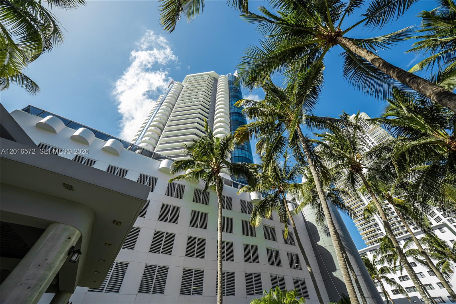 LA GORCE PALACE CONDO - Residential
