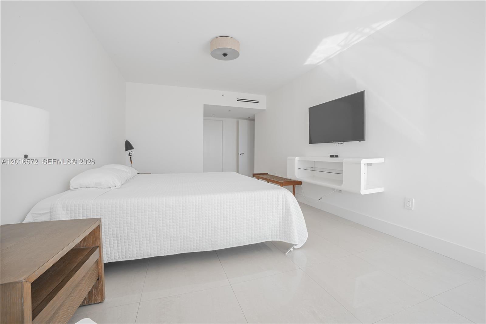LA GORCE PALACE CONDO - Residential