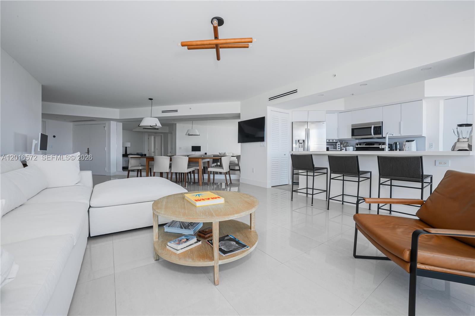 LA GORCE PALACE CONDO - Residential