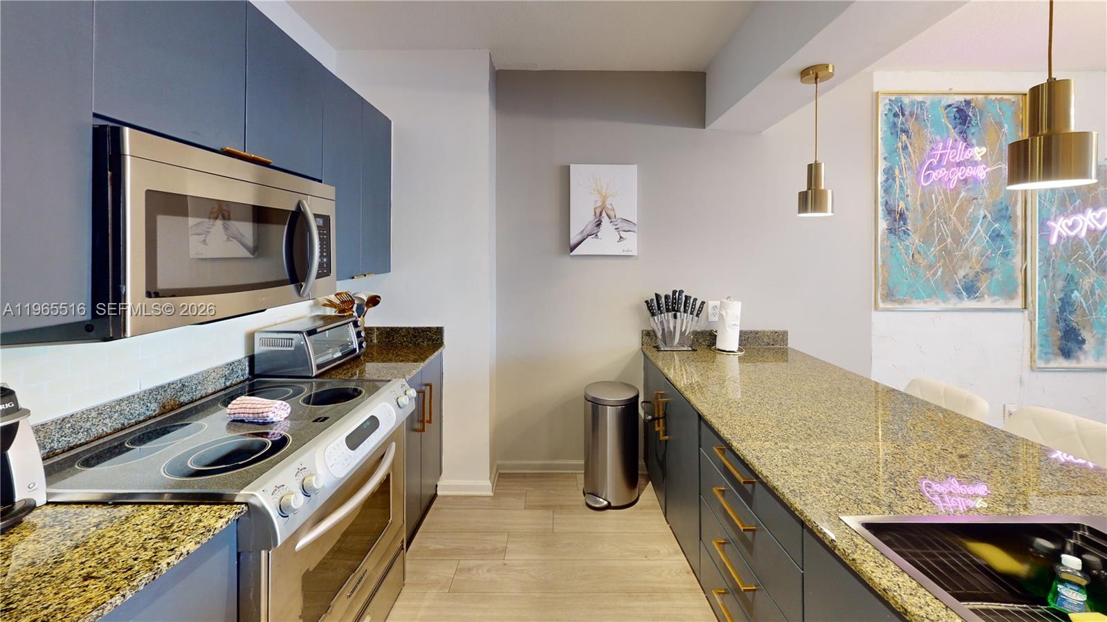 1200 N Brickell Bay Dr 2222