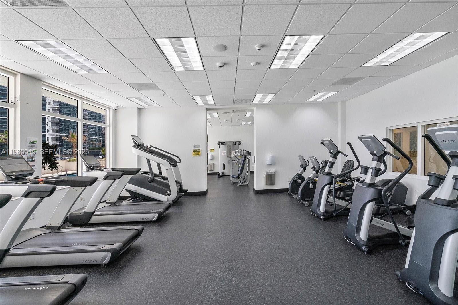 THE CLUB AT BRICKELL BAY - Residential