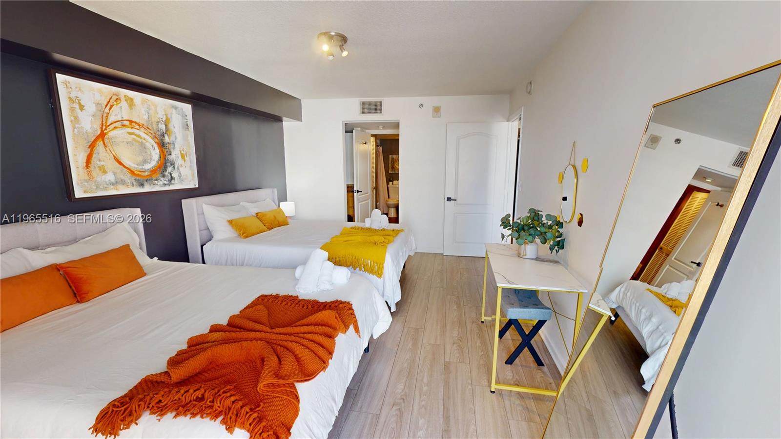 THE CLUB AT BRICKELL BAY - Residential