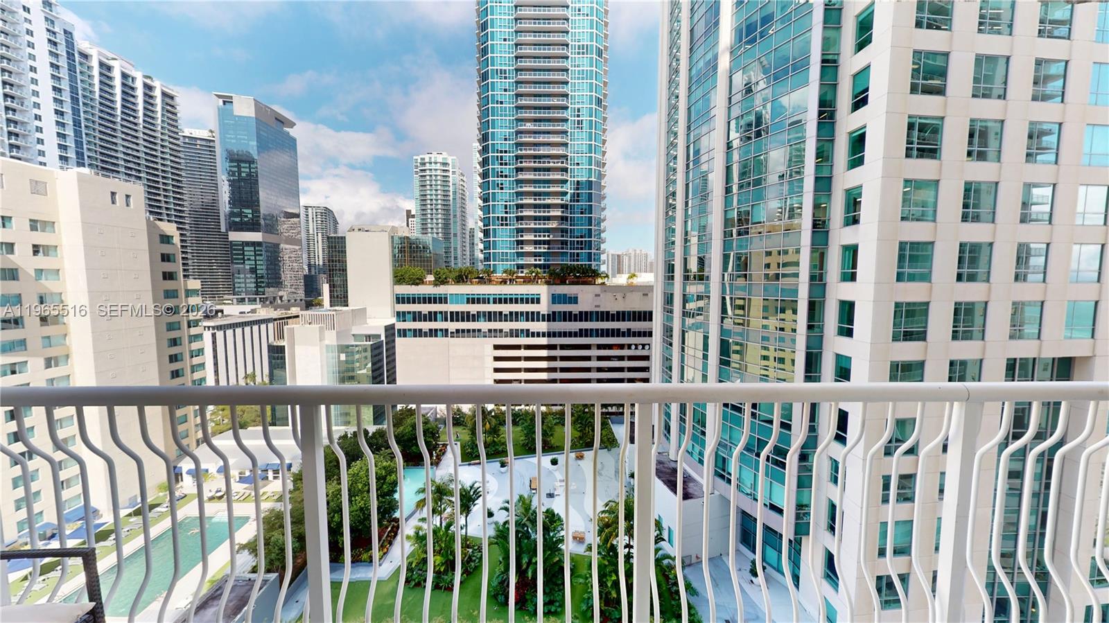 THE CLUB AT BRICKELL BAY - Residential