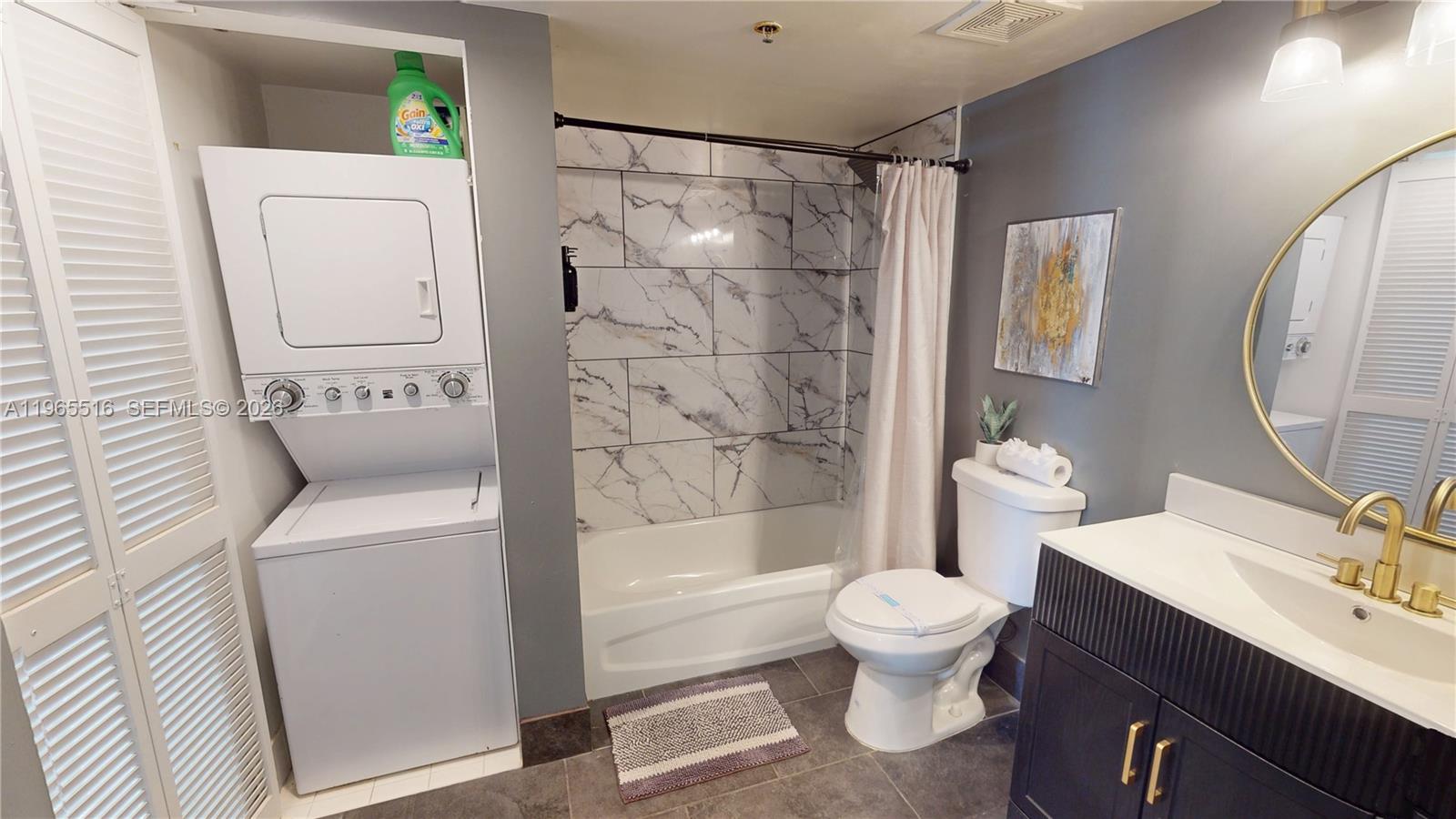 THE CLUB AT BRICKELL BAY - Residential