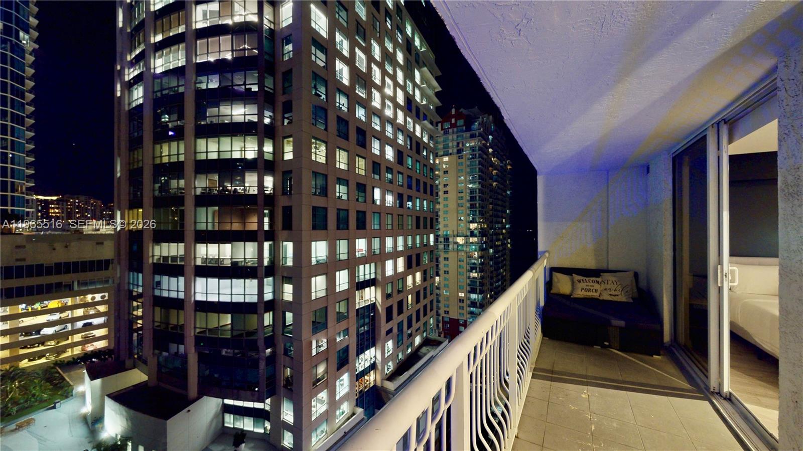 THE CLUB AT BRICKELL BAY - Residential