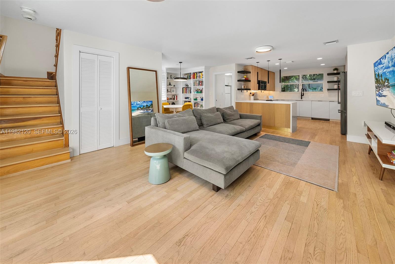 CORAL GABLES CRAFTS SEC - Residential