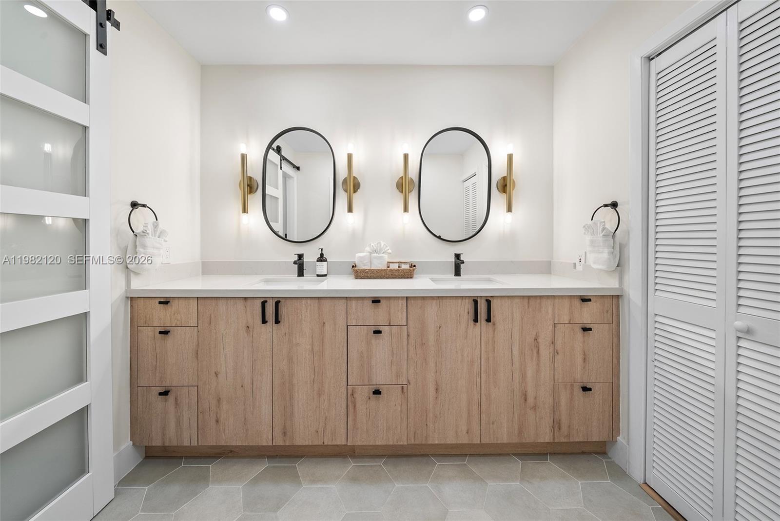 CORAL GABLES CRAFTS SEC - Residential