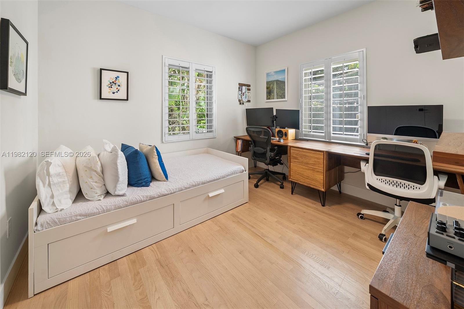 CORAL GABLES CRAFTS SEC - Residential