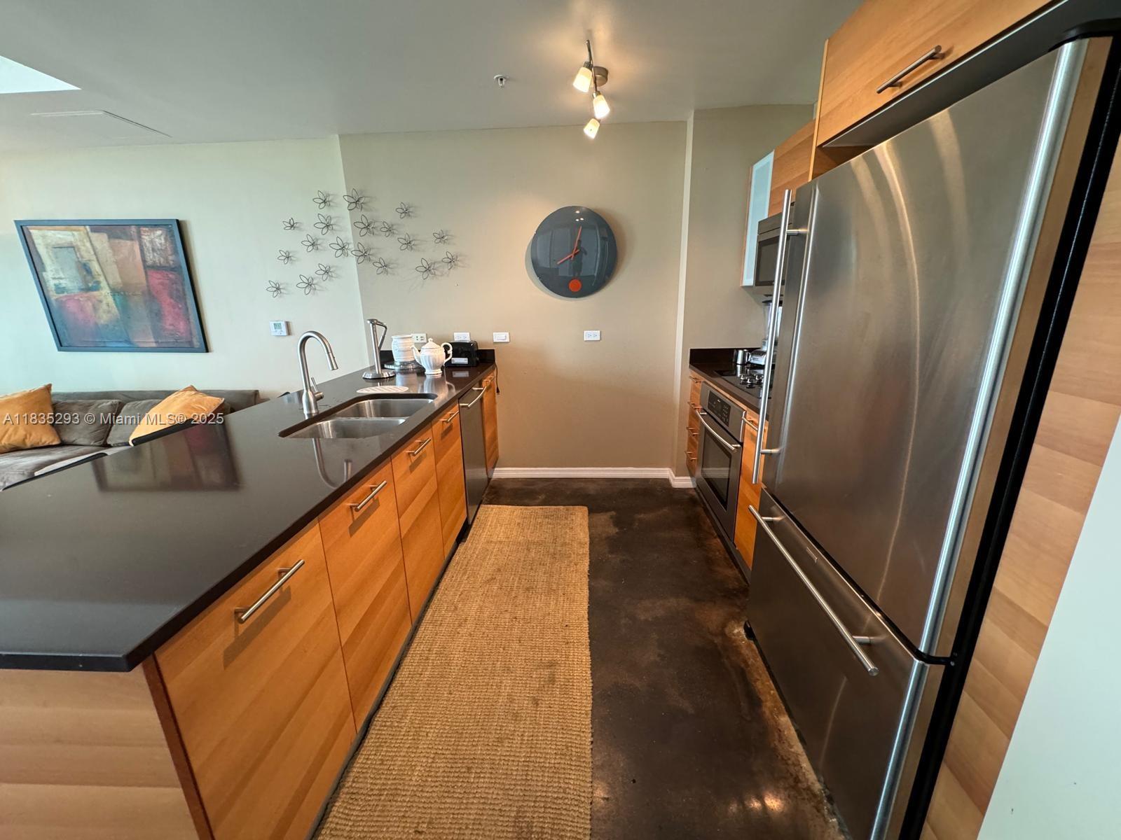 FOUR MIDTOWN MIAMI CONDO - Residential