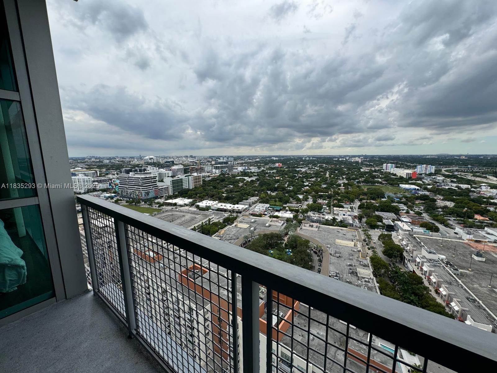 FOUR MIDTOWN MIAMI CONDO - Residential