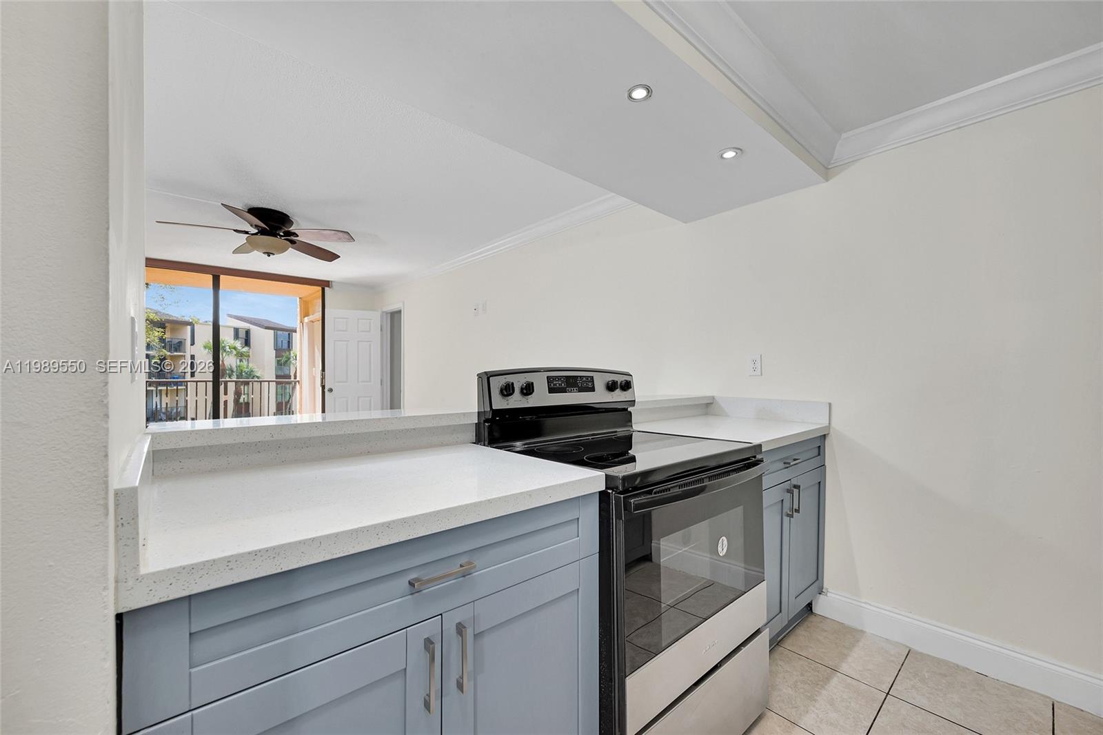 PROMENADE AT KENDALE LAKE - Residential Lease