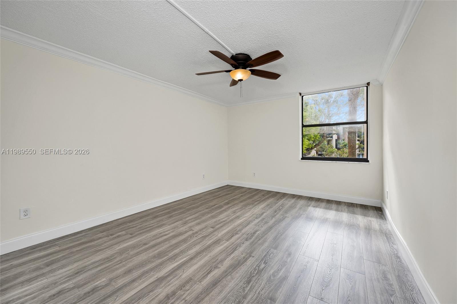 PROMENADE AT KENDALE LAKE - Residential Lease