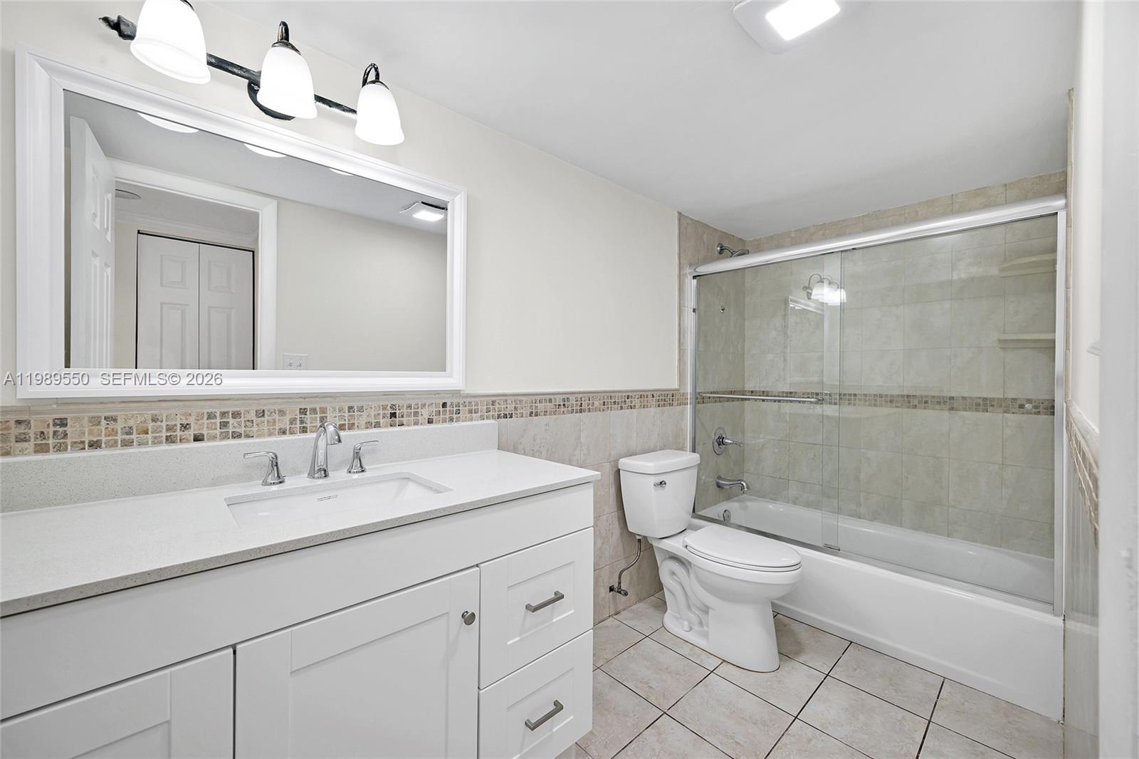 PROMENADE AT KENDALE LAKE - Residential Lease