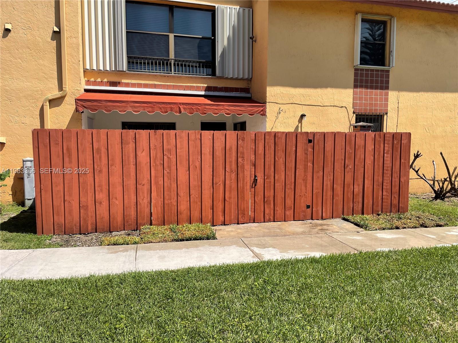 TERRANOVA CONDO #14 - Residential Lease