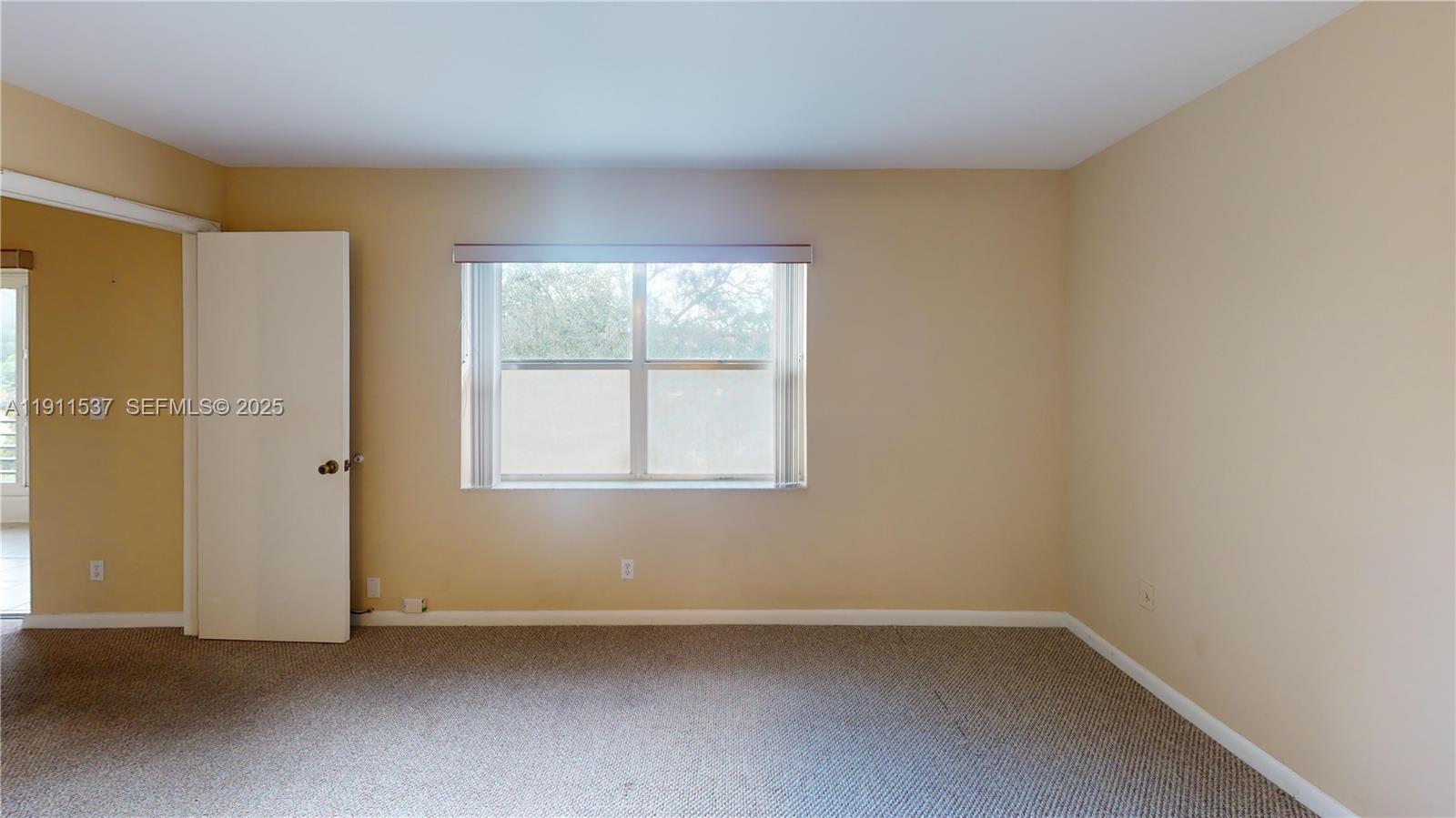 SUNRISE LAKES 95 CONDO - Residential