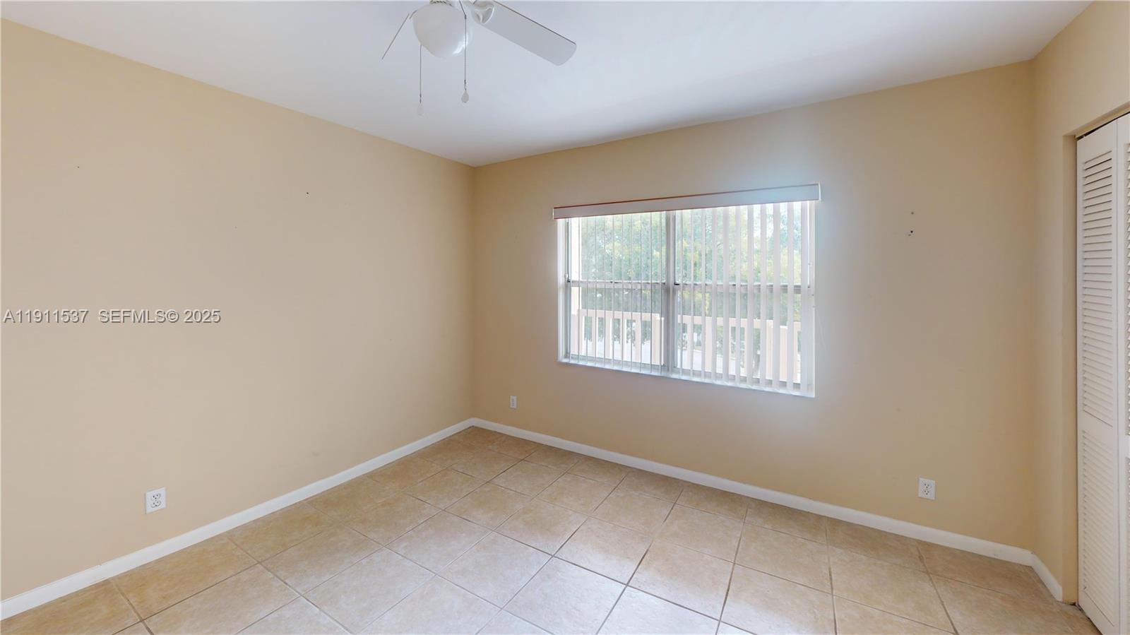 SUNRISE LAKES 95 CONDO - Residential