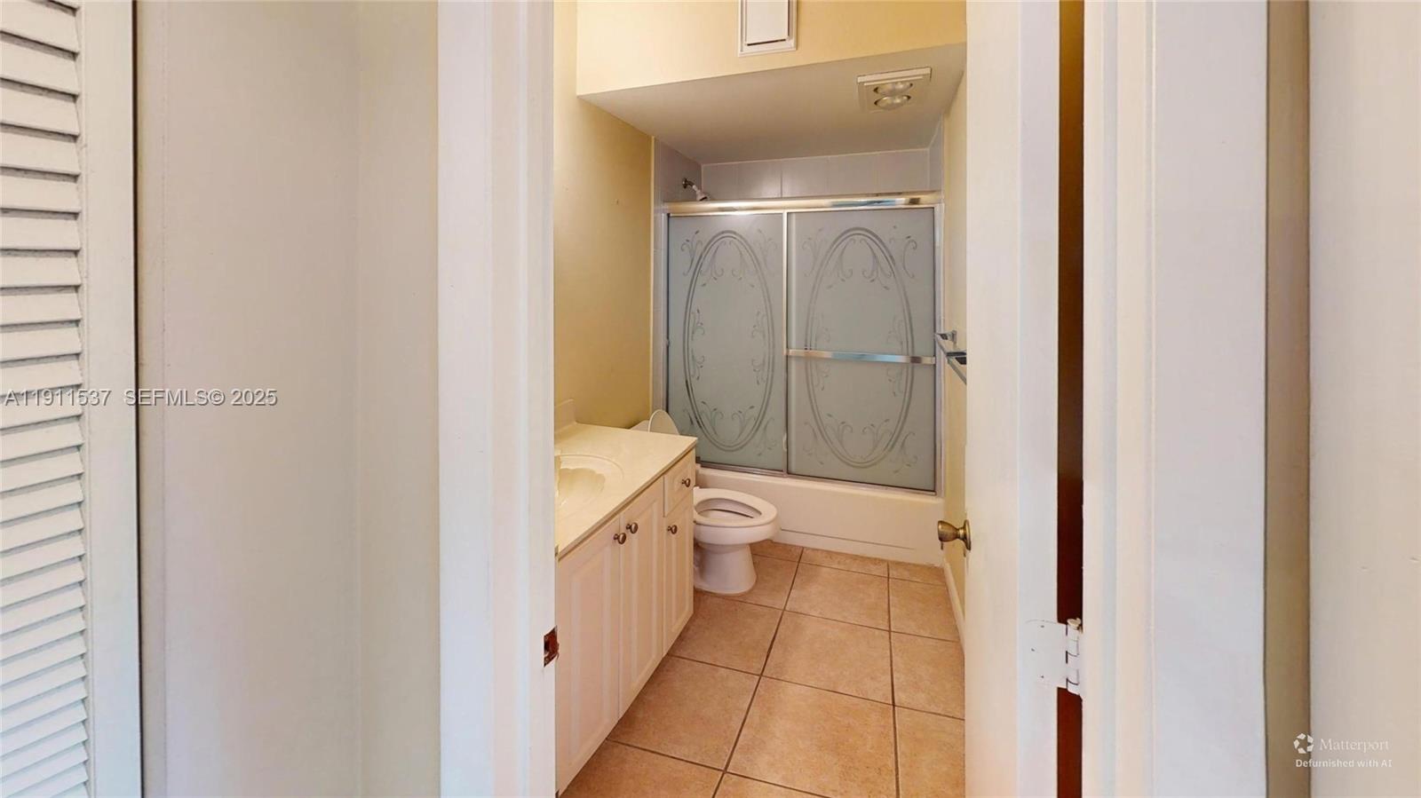 SUNRISE LAKES 95 CONDO - Residential