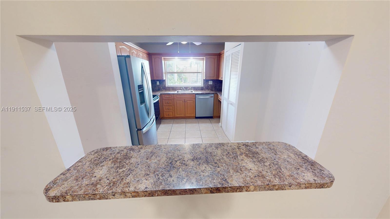 SUNRISE LAKES 95 CONDO - Residential