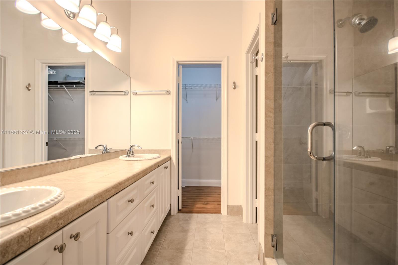 HOLIDAY SPRINGS VILLAGE - Residential Lease