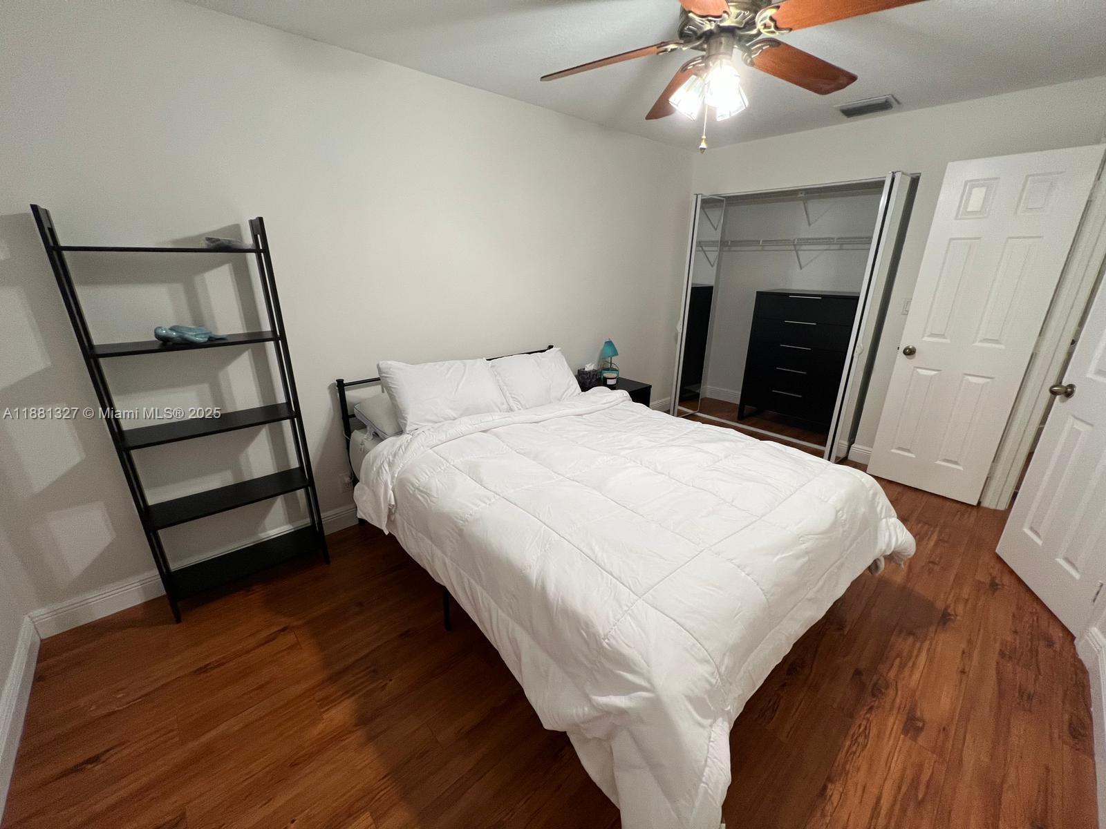 HOLIDAY SPRINGS VILLAGE - Residential Lease