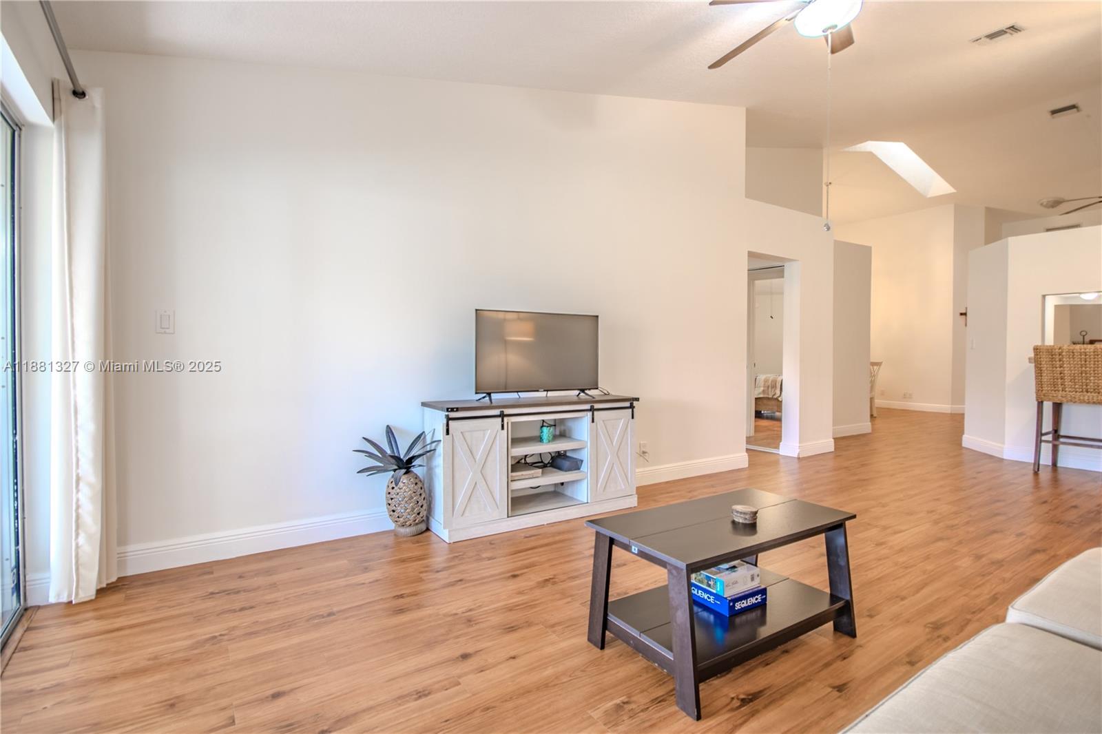 HOLIDAY SPRINGS VILLAGE - Residential Lease