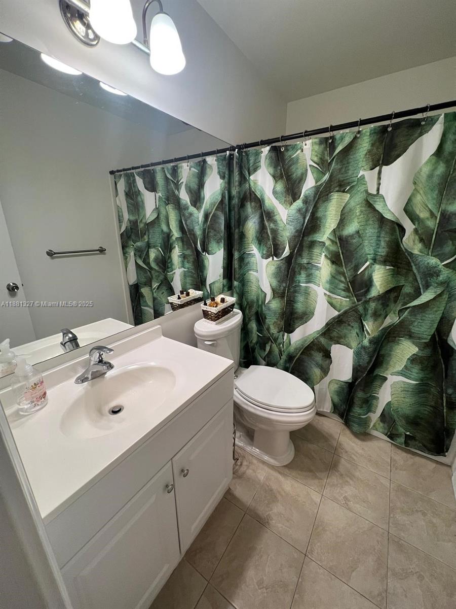 HOLIDAY SPRINGS VILLAGE - Residential Lease