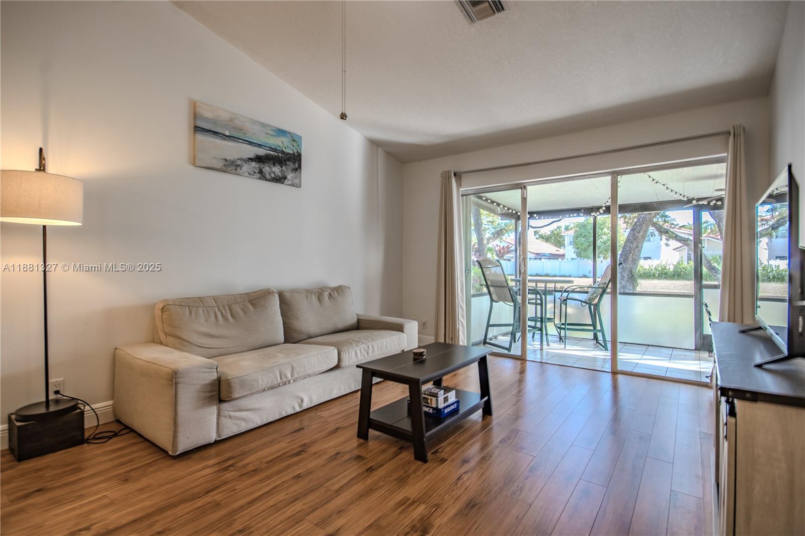 HOLIDAY SPRINGS VILLAGE - Residential Lease