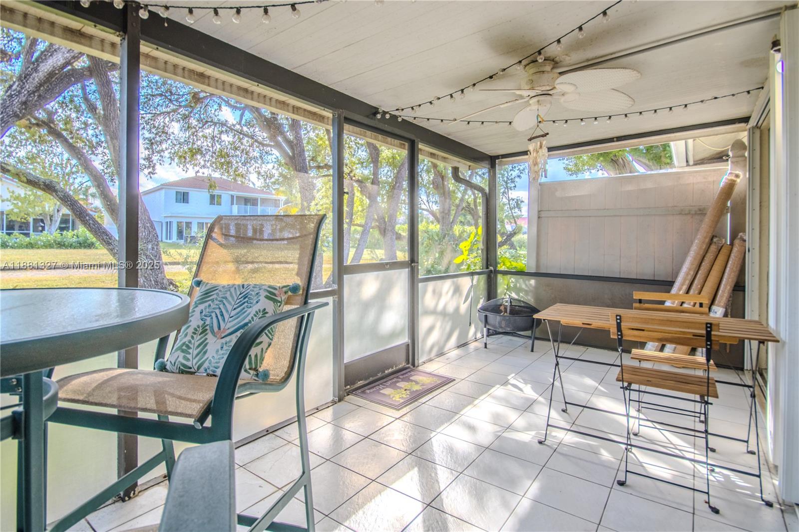 HOLIDAY SPRINGS VILLAGE - Residential Lease