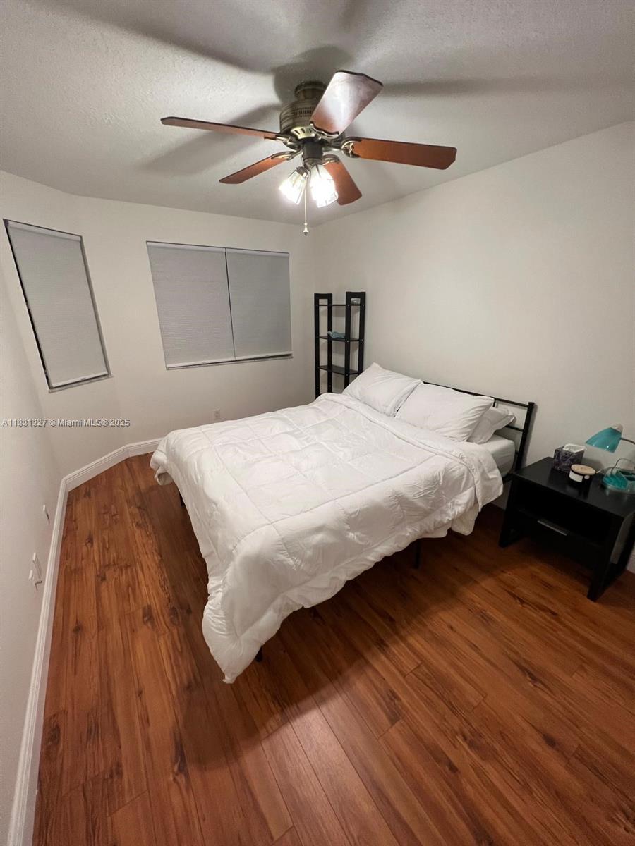 HOLIDAY SPRINGS VILLAGE - Residential Lease