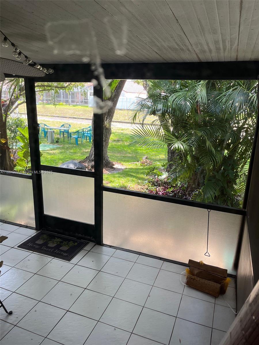HOLIDAY SPRINGS VILLAGE - Residential Lease