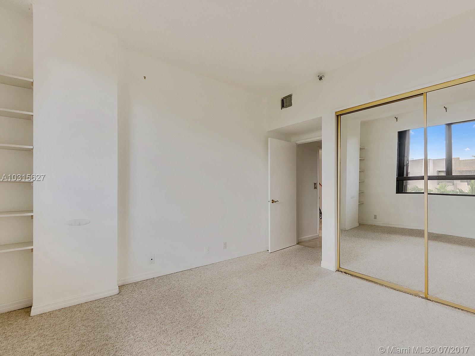 THE EMERALD BAY @ KEY COL - Residential Lease