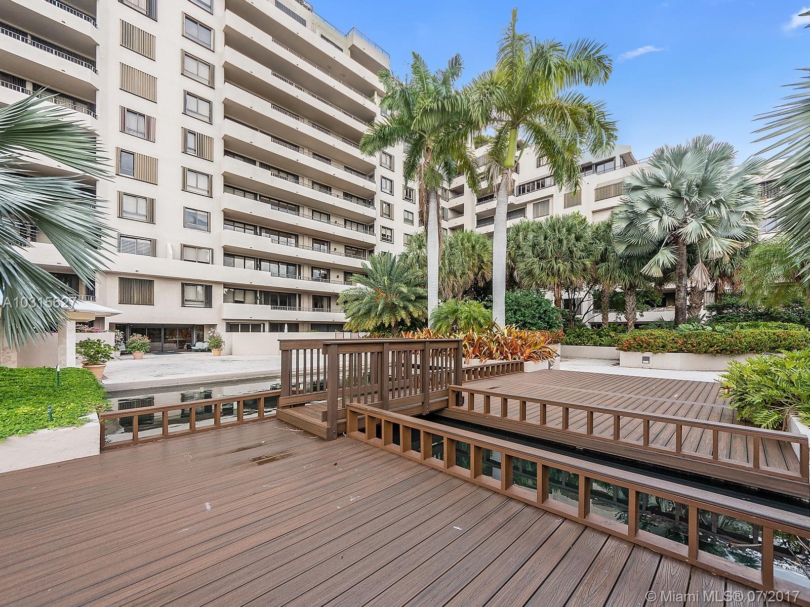 THE EMERALD BAY @ KEY COL - Residential Lease