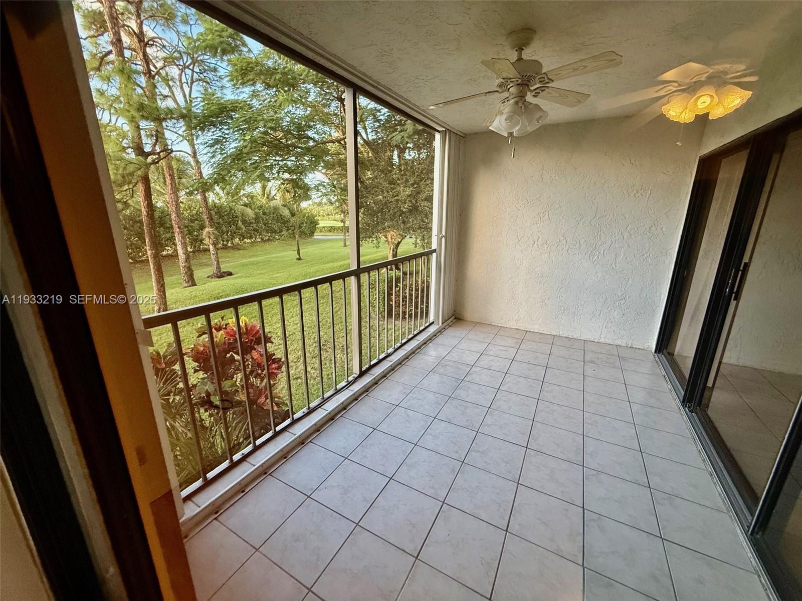 CLUB ROYALE CONDO - Residential Lease