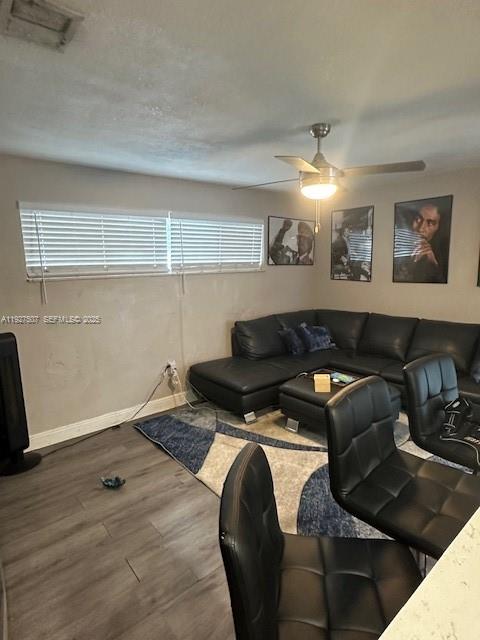 MIRAMAR ISLES SEC 4 - Residential