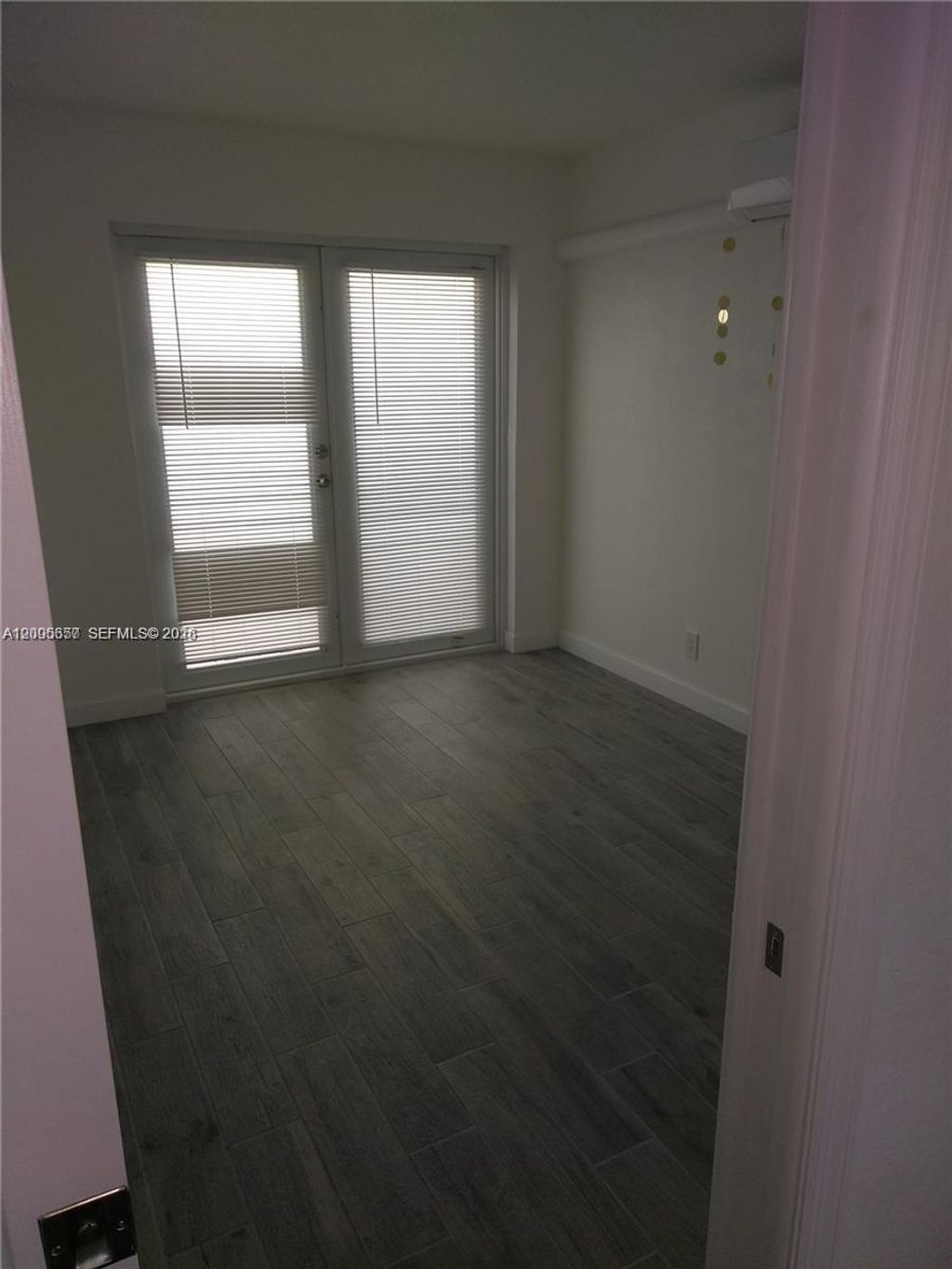 Photo of 1020 SE 15th St #1, Fort Lauderdale, FL 33316 (MLS # A12005657)