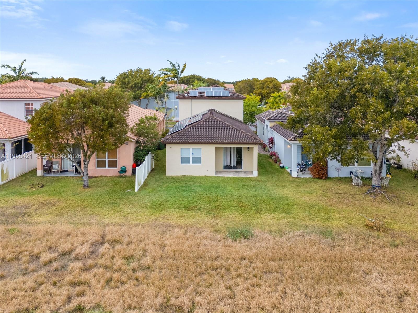 PORTOFINO PALMS - Residential