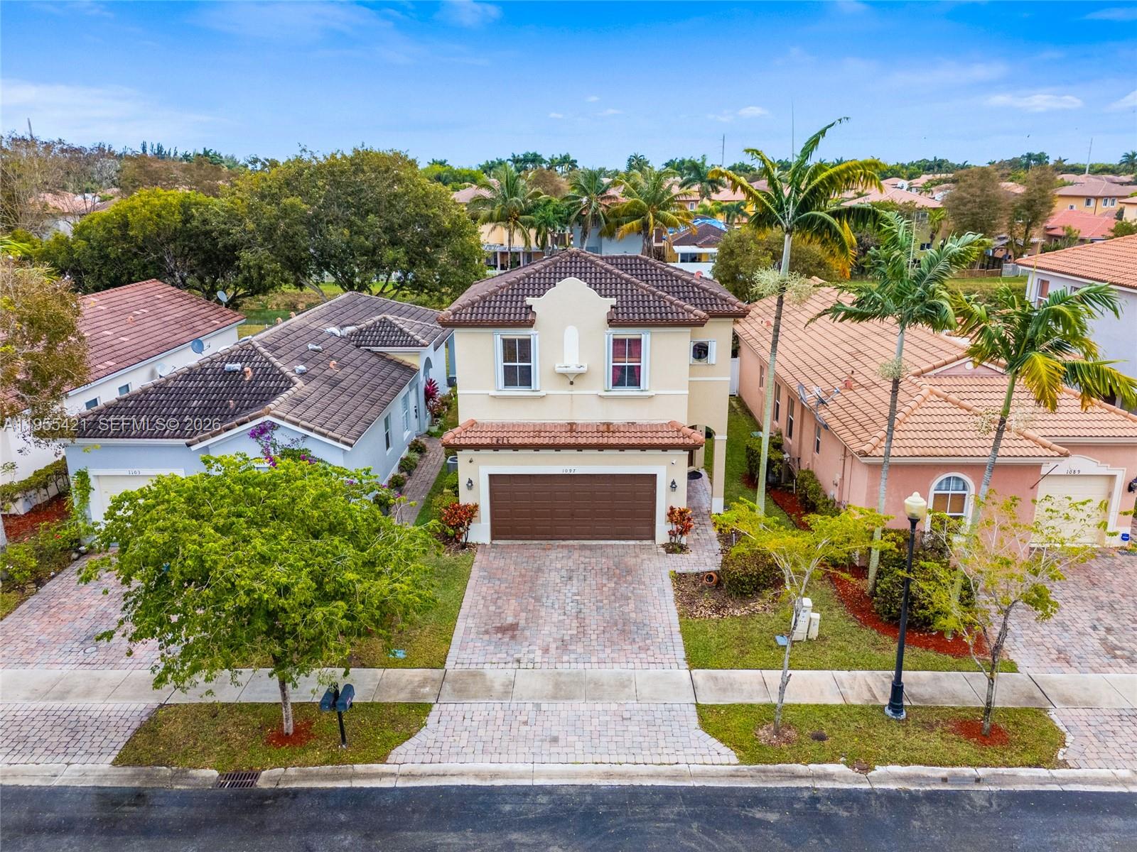 PORTOFINO PALMS - Residential