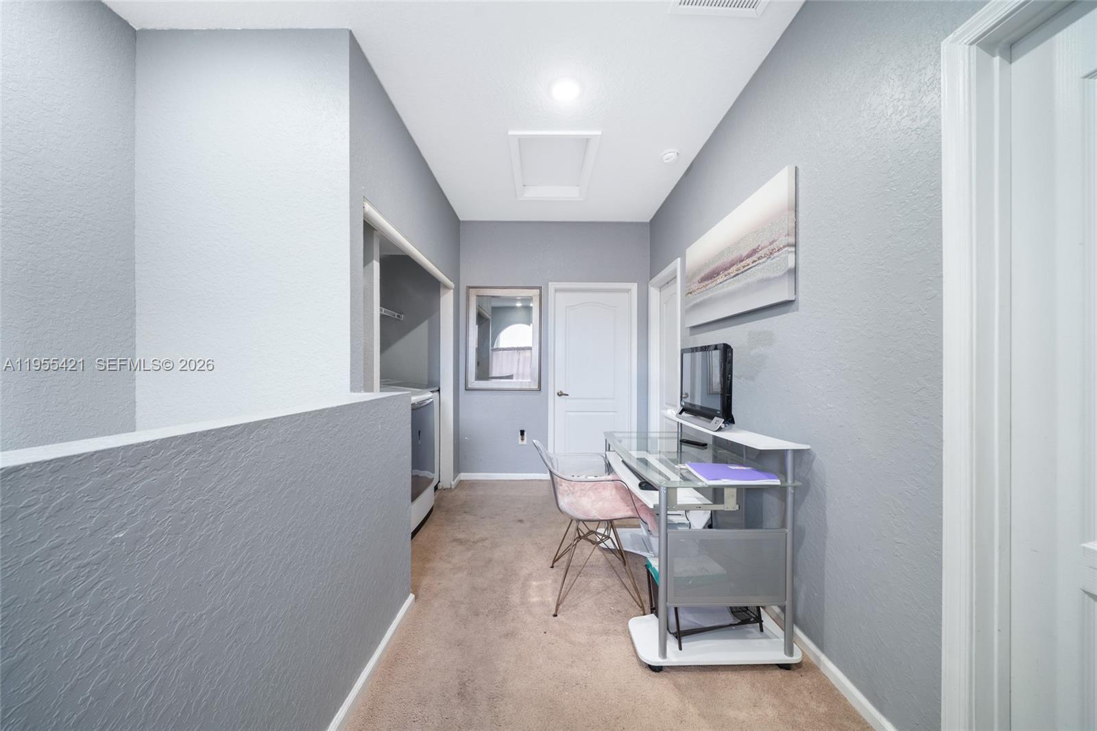 PORTOFINO PALMS - Residential