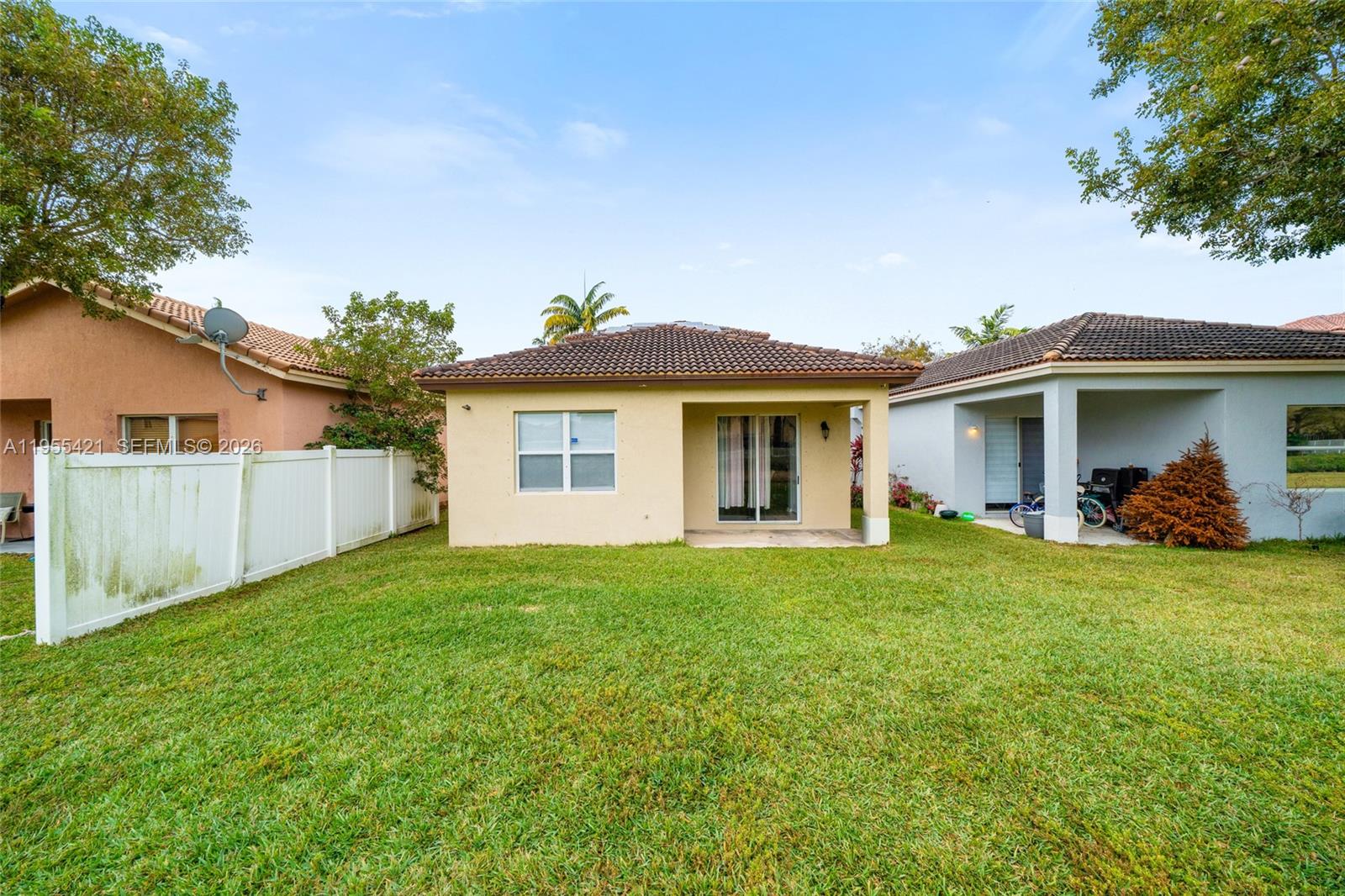 PORTOFINO PALMS - Residential