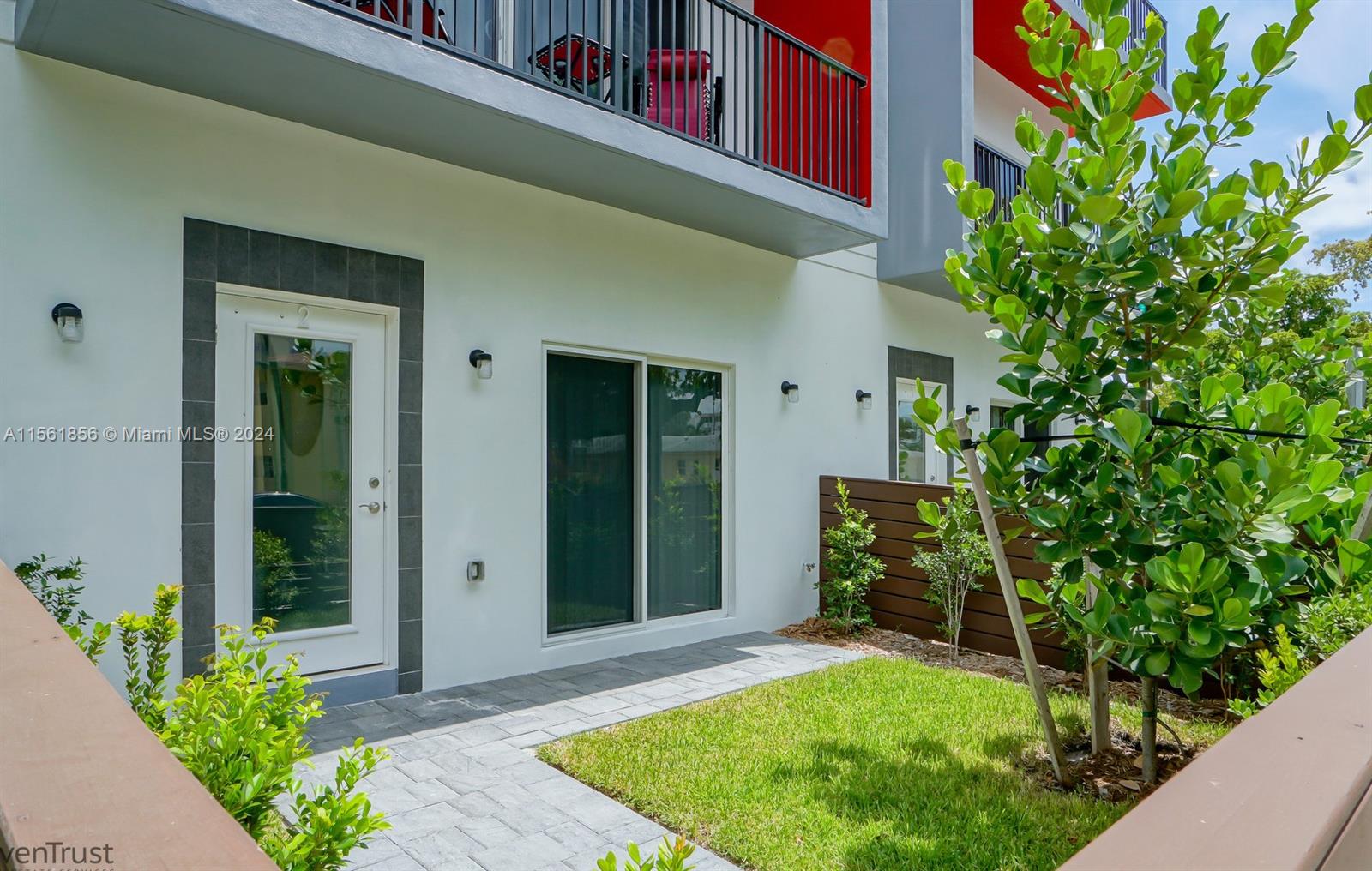 View Hollywood, FL 33020 townhome