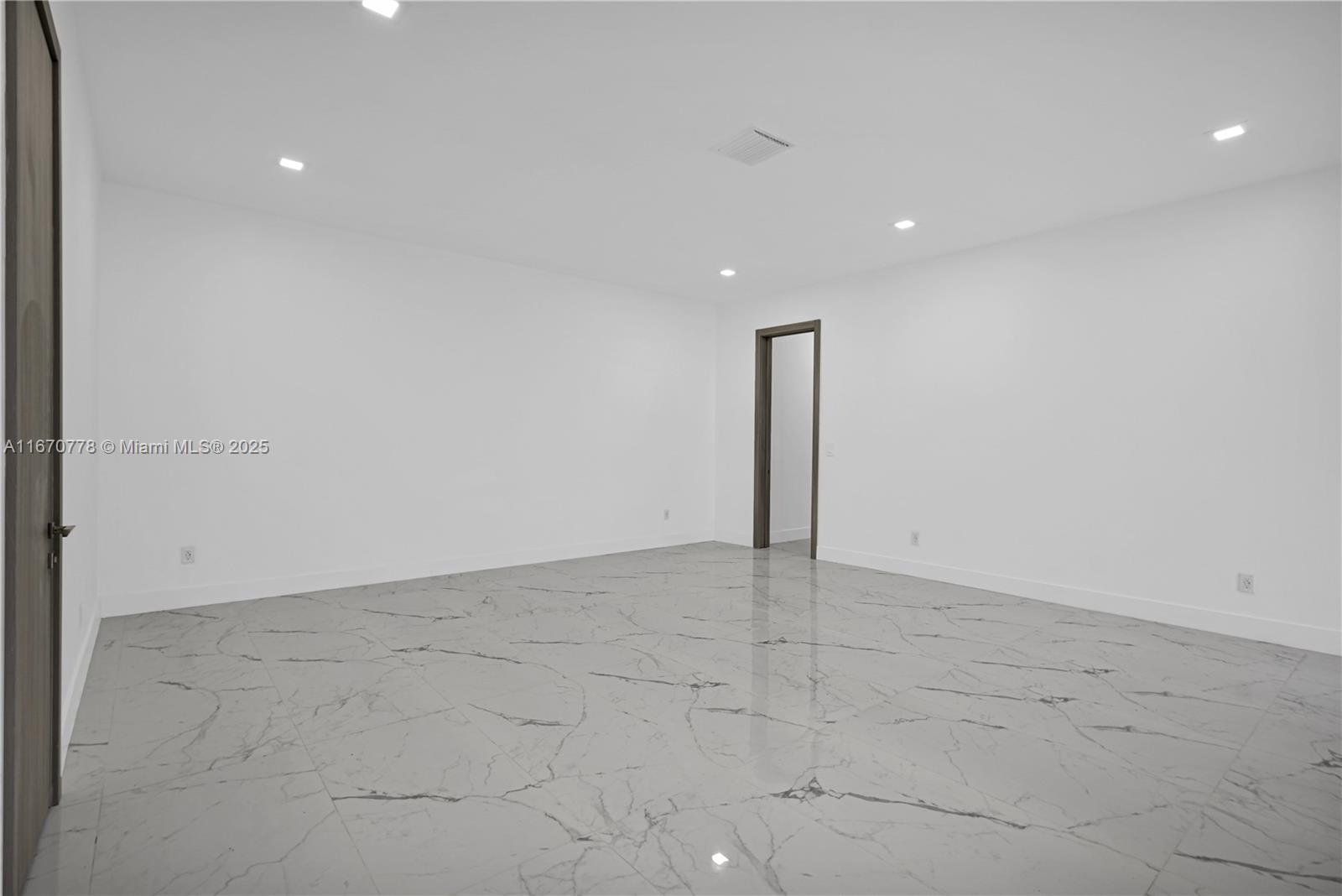 UNPLATTED - Residential Lease