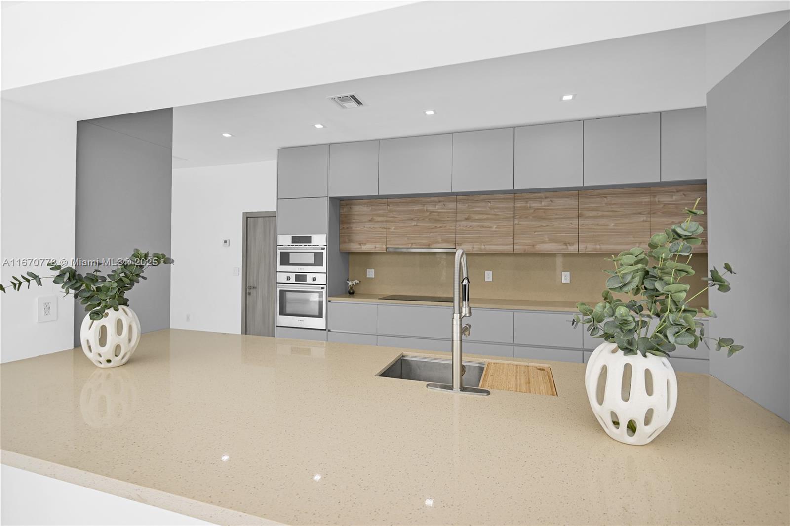 UNPLATTED - Residential Lease