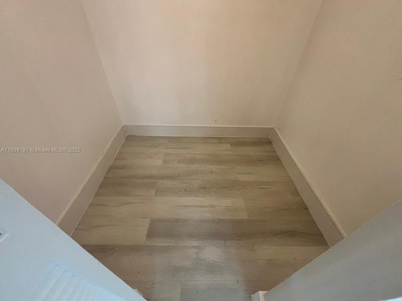 INVERRARY COUNTRY CLUB - Residential