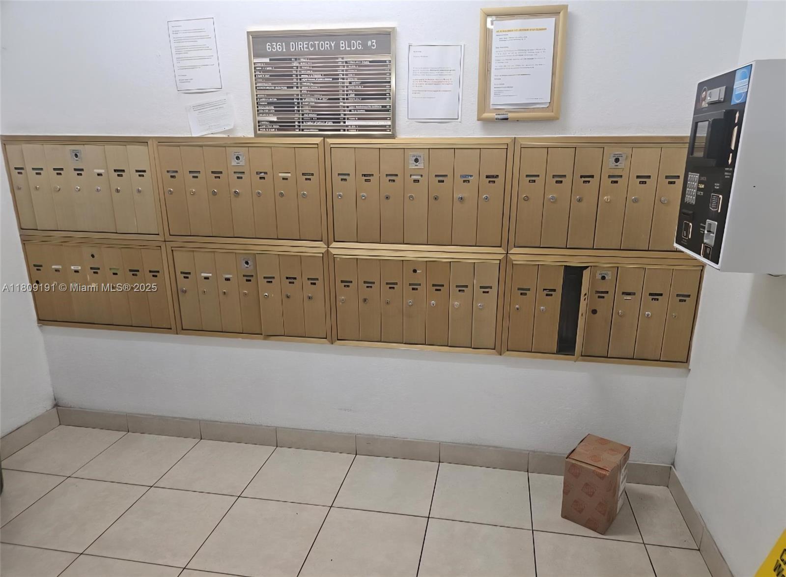 INVERRARY COUNTRY CLUB - Residential