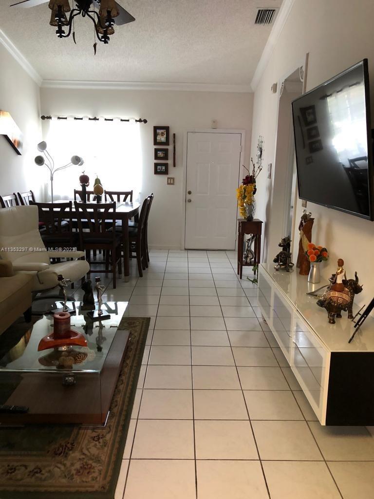 BONITA GOLF VIEW TOWNVILL - Residential