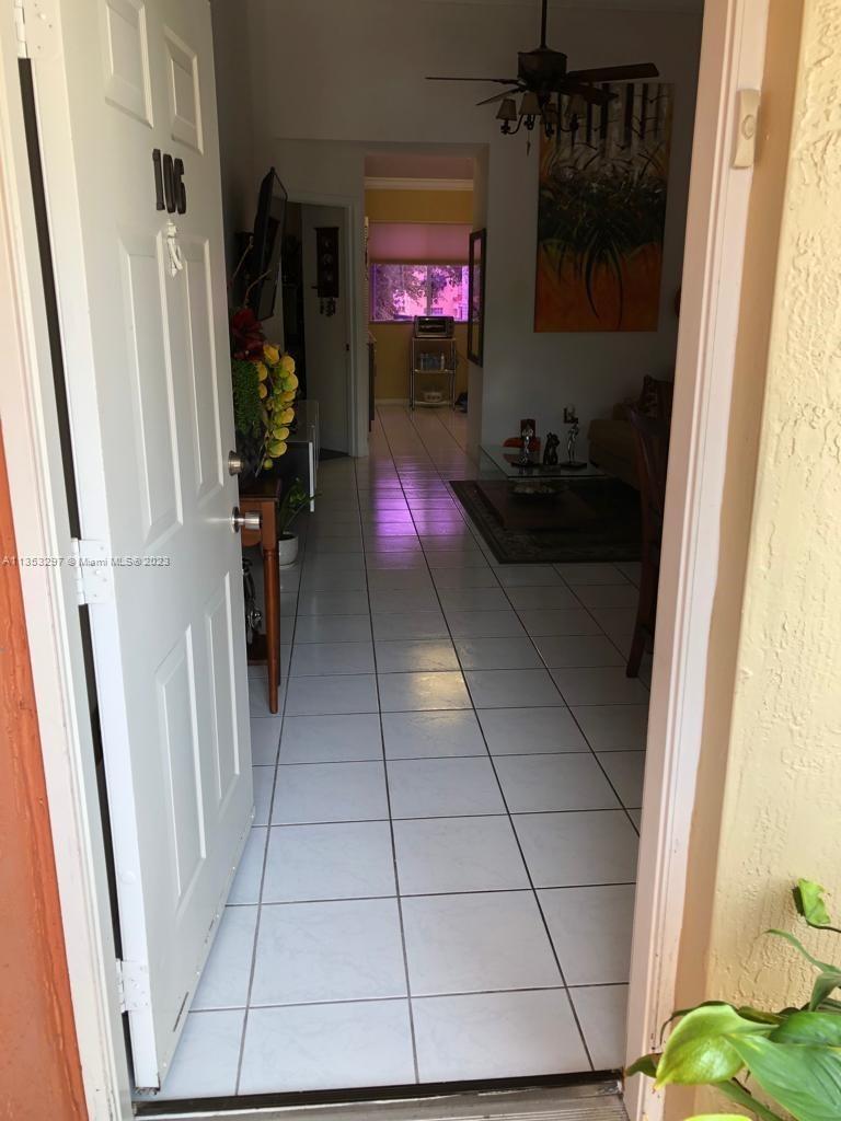 BONITA GOLF VIEW TOWNVILL - Residential