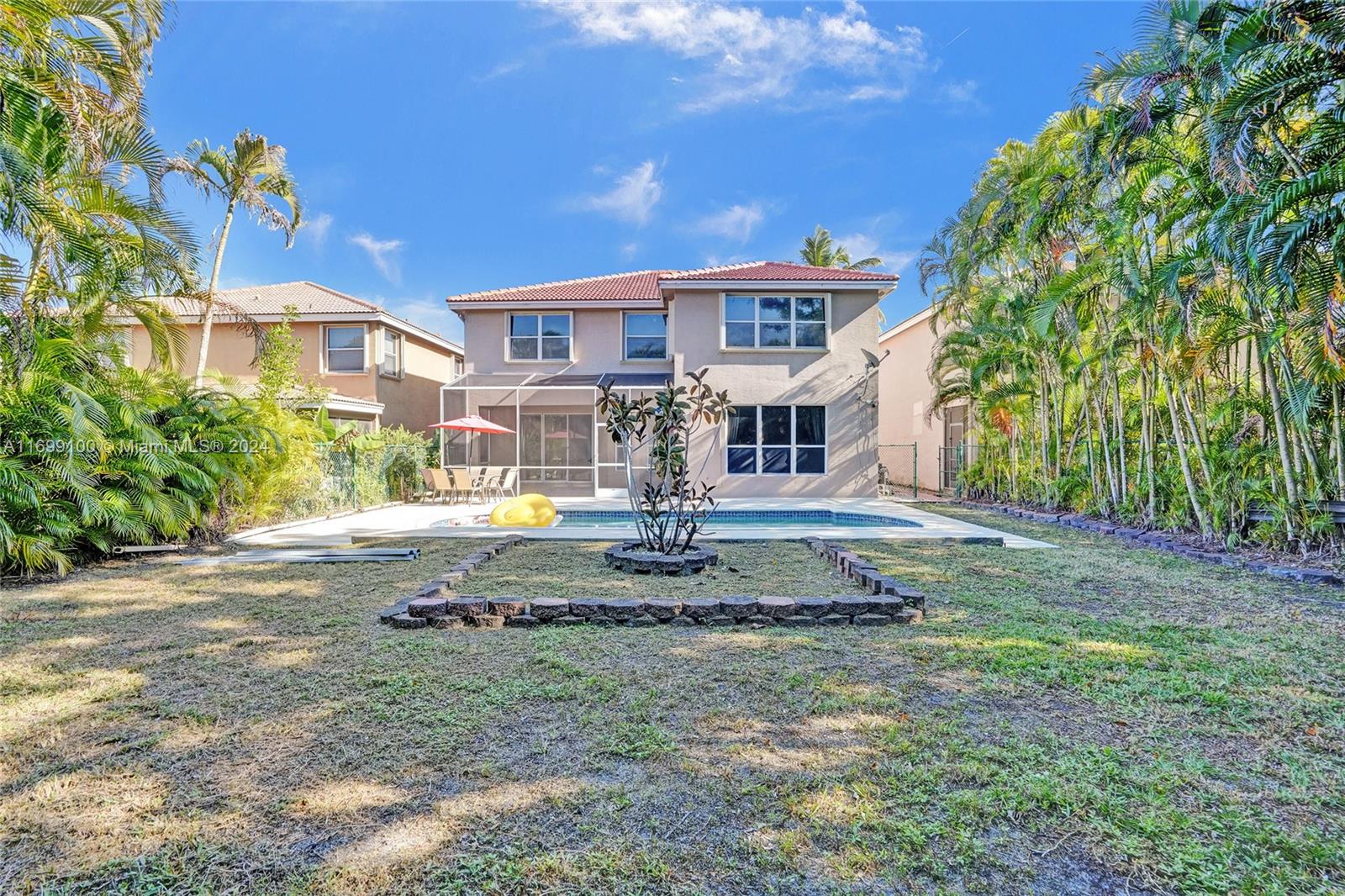 WYNDHAM LAKES NORTH - Residential