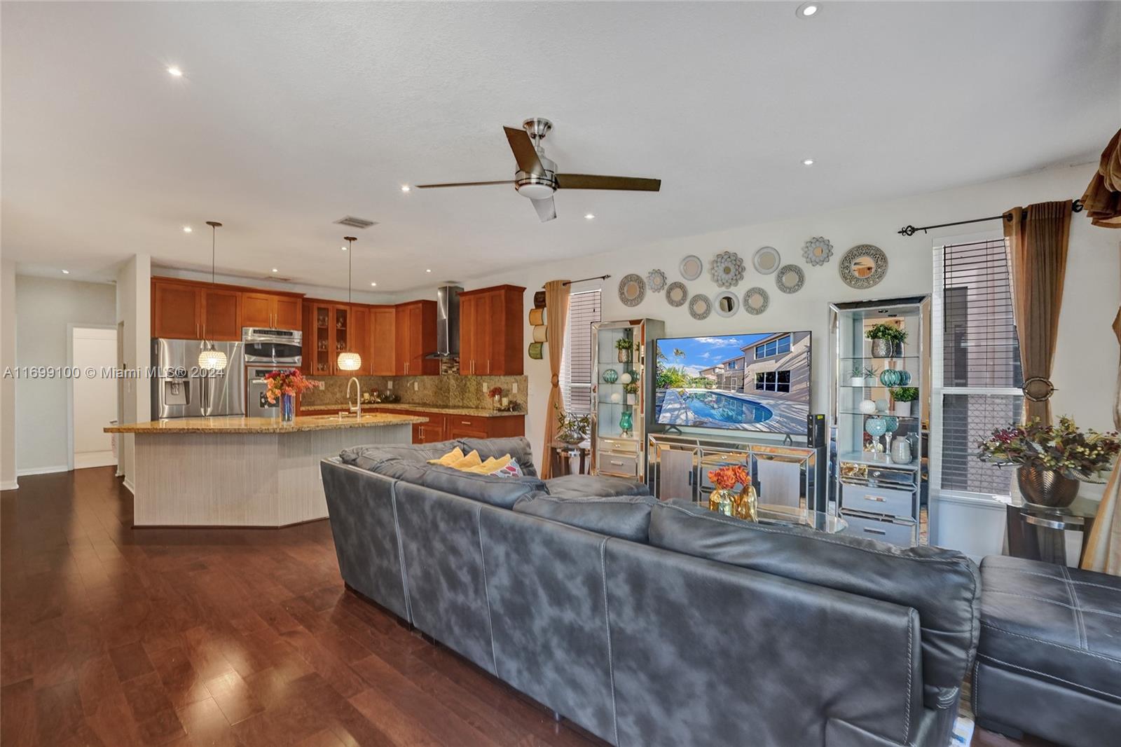 WYNDHAM LAKES NORTH - Residential