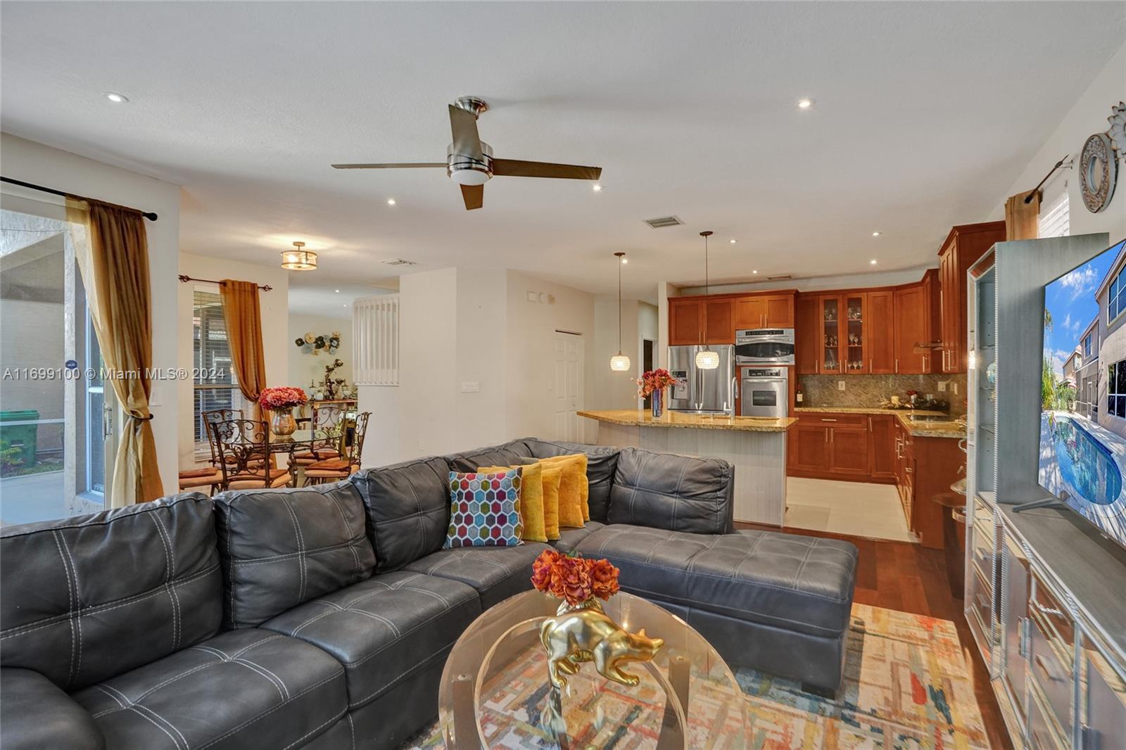 WYNDHAM LAKES NORTH - Residential