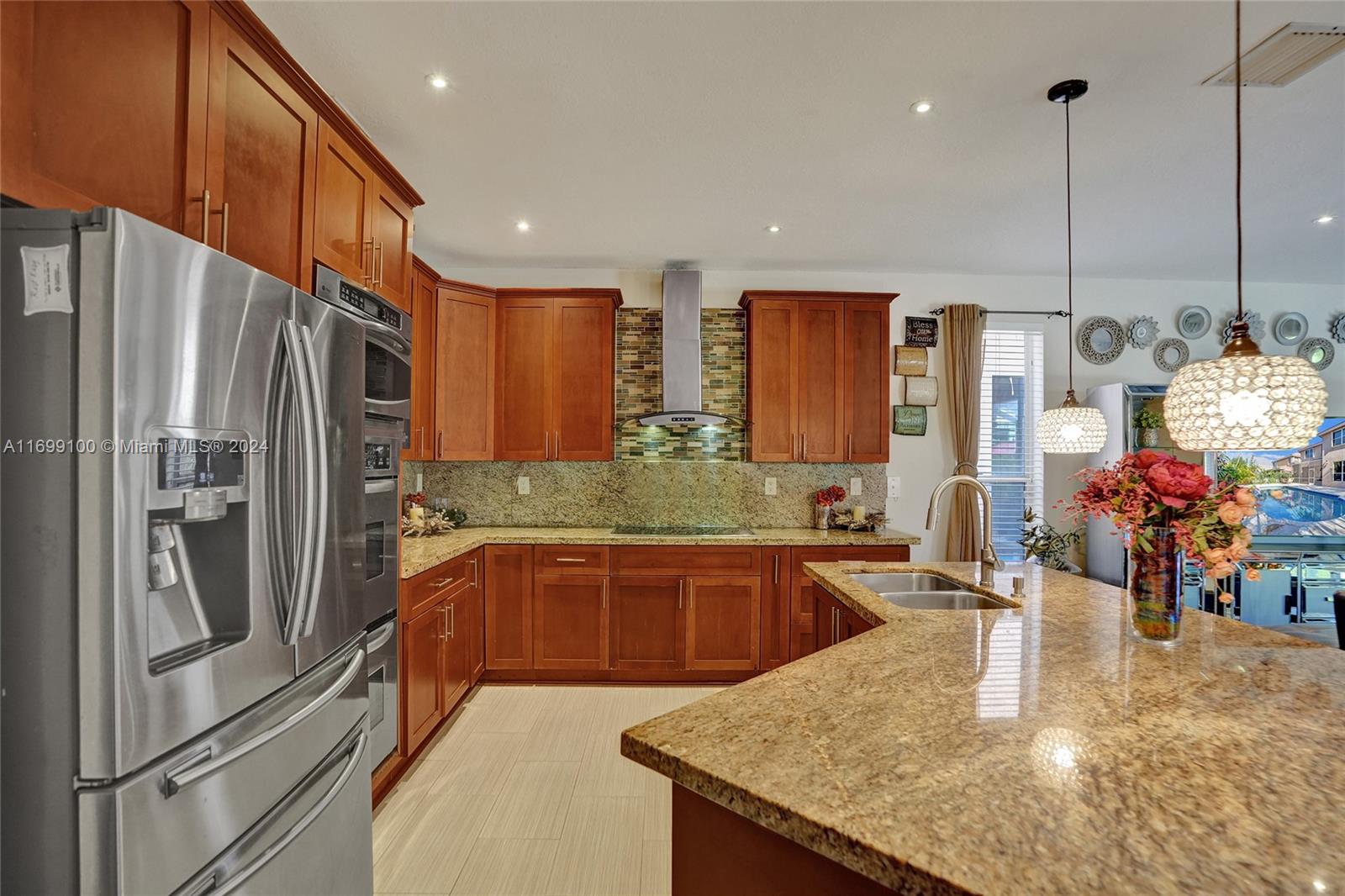 WYNDHAM LAKES NORTH - Residential